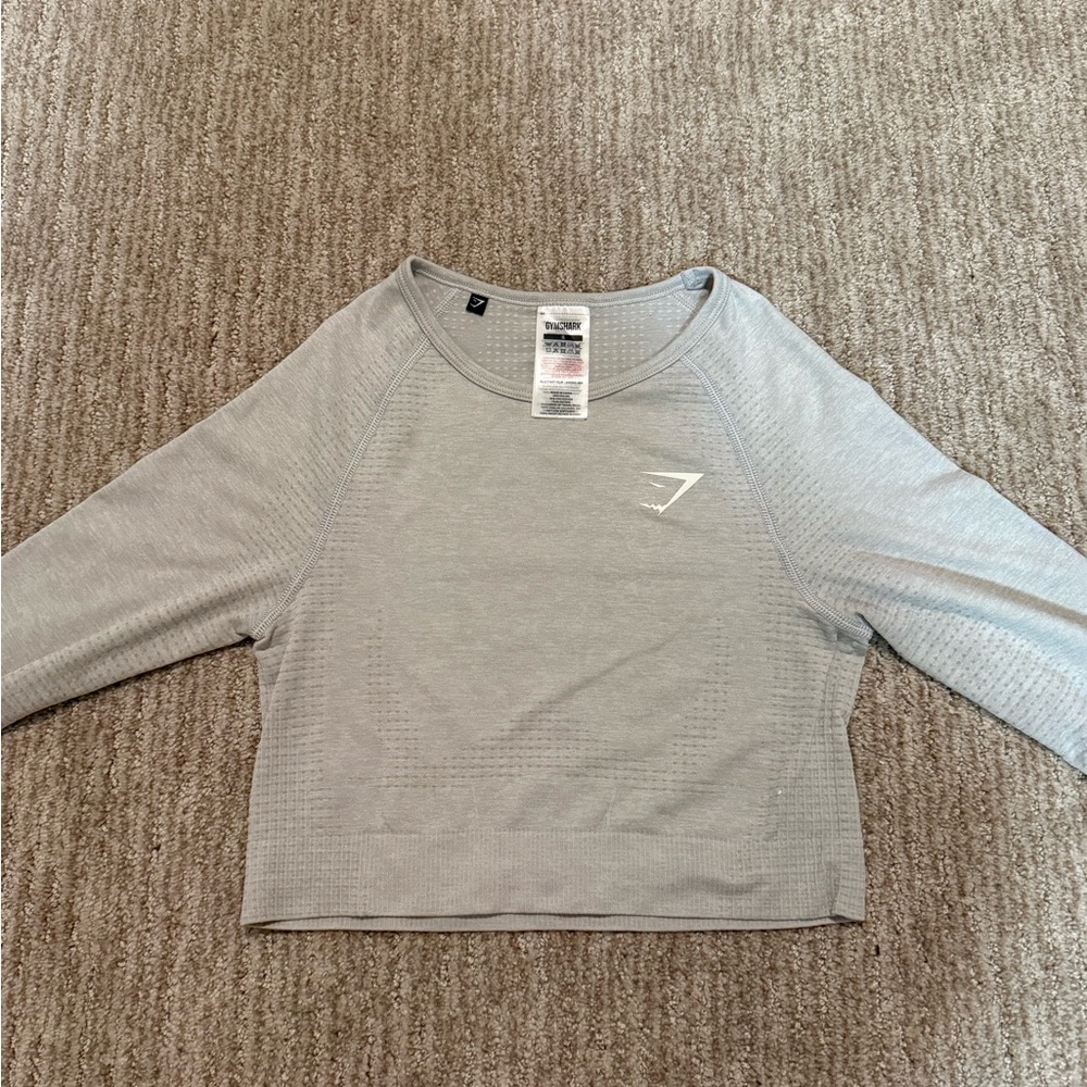 Gymshark Crop Top Light Grey long sleeve